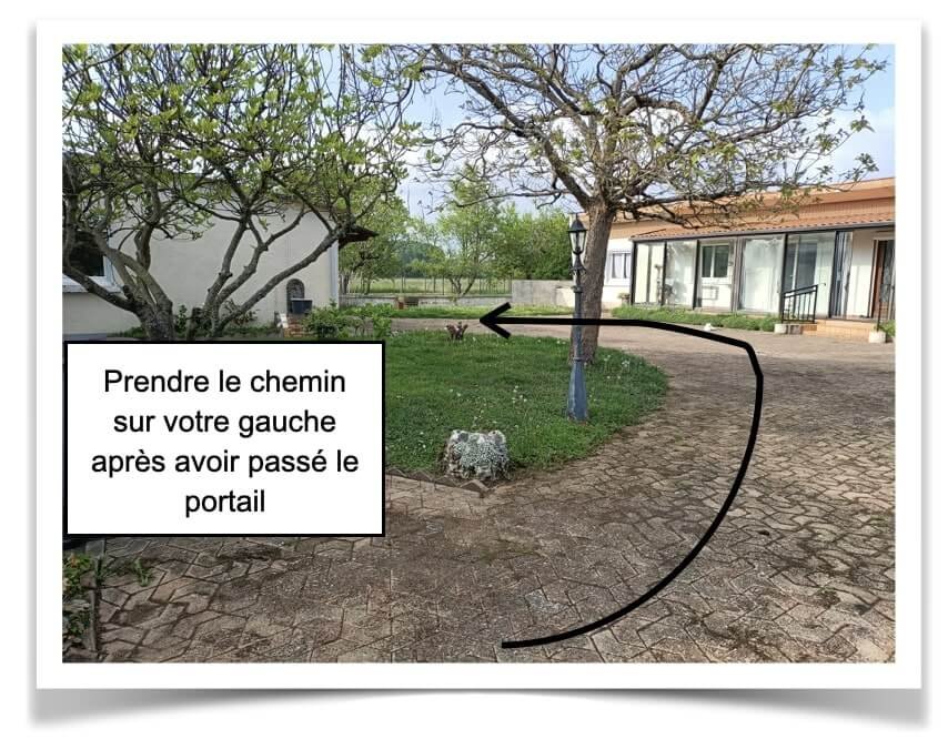 photo suivre le chemin sur votre gauche pour rejoindre le cabinet annelyse Wrobel psychologue sophrologue photo suivre le chemin sur votre gauche pour rejoindre le cabinet annelyse Wrobel psychologue sophrologue